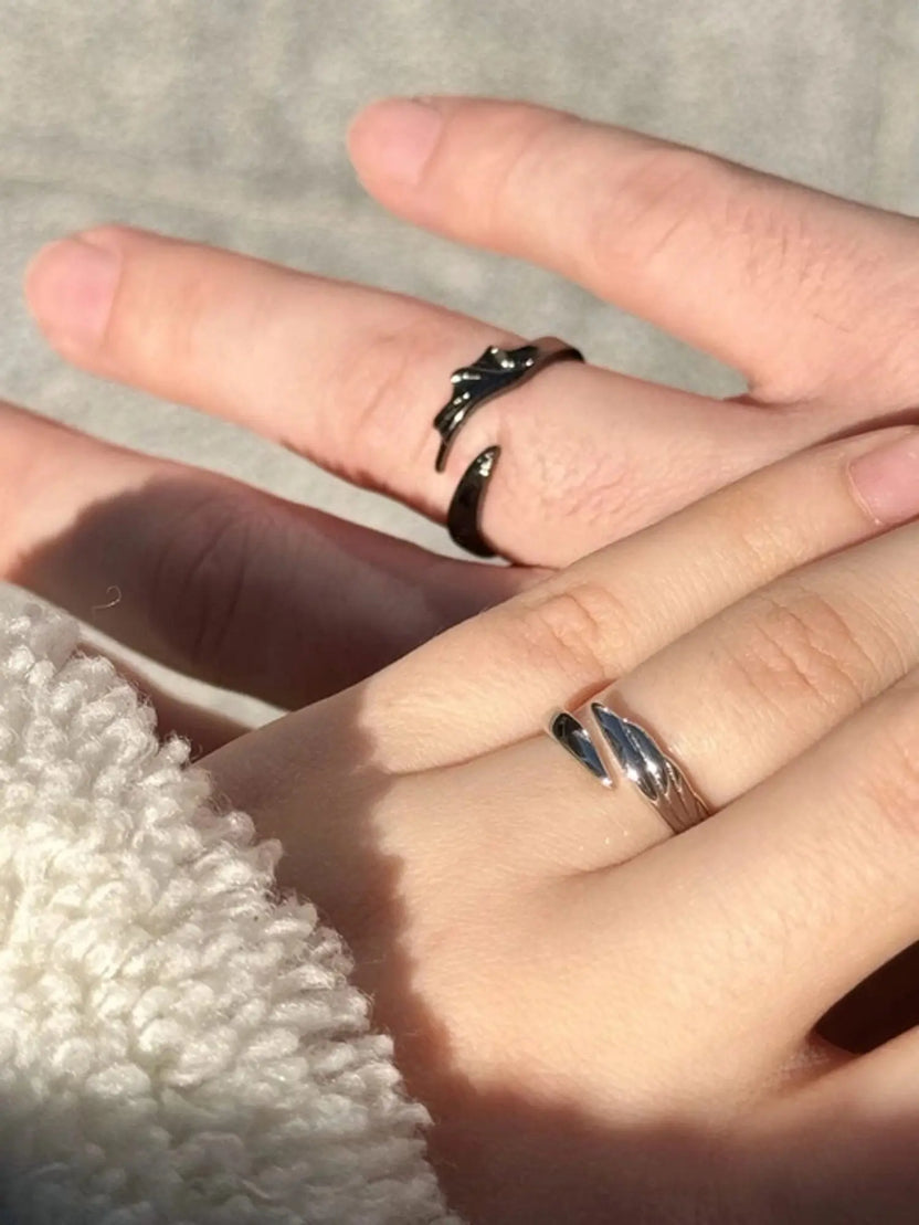 Night Fury & Light Fury Matching Rings